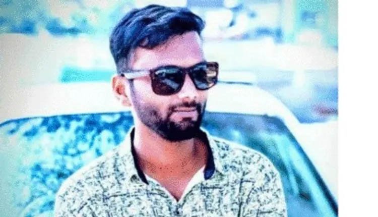 ମ୍ୟାଚ ଖେଳୁଥିବା ବେଳେ ଉଡ଼ିଗଲା କ୍ରିକେଟରଙ୍କ ପ୍ରାଣବାୟୁ