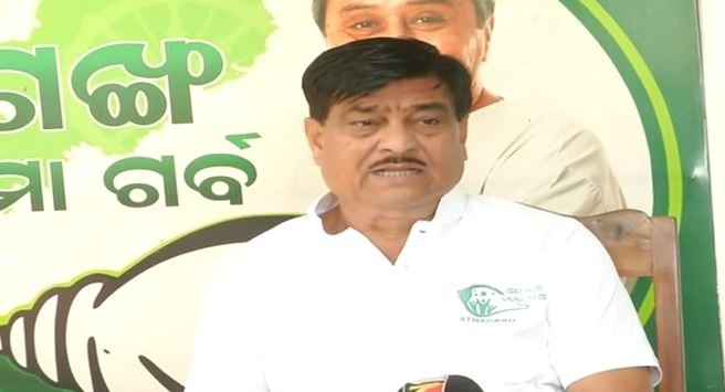 ମଣ୍ଡି ଅବ୍ୟବସ୍ଥା ସମାଧାନ ପାଇଁ ସର୍ବଦଳୀୟ ବୈଠକ ଡାକ, ଚାଷୀଙ୍କ ସହ ଆଲୋଚନା କର: ରଣେନ୍ଦ୍ର ପ୍ରତାପ ସ୍ବାଇଁ