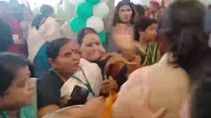 “ଇପସିତା ପ୍ରଥମେ ଆକ୍ରମଣ କଲେ”