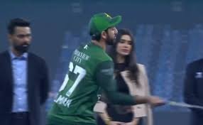 ଏସିଆ କପ: ଚେକ୍‍ ଫିଙ୍ଗିଲେ ପାକିସ୍ତାନୀ ଅଧିନାୟକ