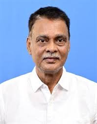 ନବୀନବାବୁ ଆଇନ ଜାଣନ୍ତି ନାହିଁ:  ସରୋଜ ପାଢ଼ୀ