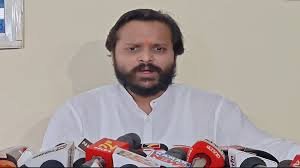 ନିଲମ୍ବନ ନୁହେଁ, ବହିଷ୍କାର କରାଯାଇଥିଲେ ଖୁସି ହୋଇଥାନ୍ତି : ସୌଭିକ