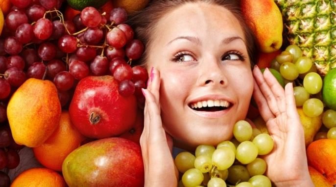 ଖରାଦିନେ ତ୍ଵଚାରେ ନ୍ୟାଚୁରାଲ୍ ଗ୍ଲୋ ପାଇଁ ନିଶ୍ଚୟ ଖାଆନ୍ତୁ…