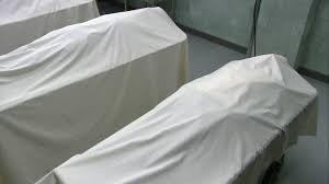 ବେକରେ ରଶି ଲଗାଇ ଝୁଲି ପଡ଼ିଲେ ବୃଦ୍ଧ ଦମ୍ପତି