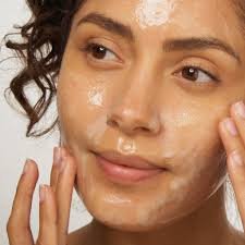 ତ୍ୱଚାରେ ଚମକ ଆଣେ ନଡ଼ିଆ ତେଲ ସହ ଏହି ୨ ସାମଗ୍ରୀ