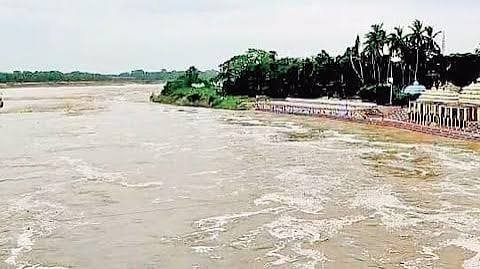 ଭଦ୍ରକରେ ପୁଣି ଫୁଲୁଛି ବୈତରଣୀ ଓ ସାଳନ୍ଦୀ