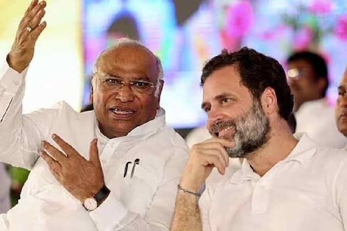ସ୍ୱାଧୀନତା ଦିବସ ସମାରୋହରେ ରାହୁଲ ଏବଂ ଖଡଗେ ଅନୁପସ୍ଥିତ,ବିଜେପିର ଟାର୍ଗେଟ
