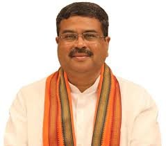 mp dharmendra pradhan target naveen ତଥ୍ୟକୁ ଗୋପନ ରଖି ଓଡ଼ିଶାବାସୀଙ୍କୁ ବିଭ୍ରାନ୍ତ କରିବା ଅନୁଚିତ:  ଧର୍ମେନ୍ଦ୍ର