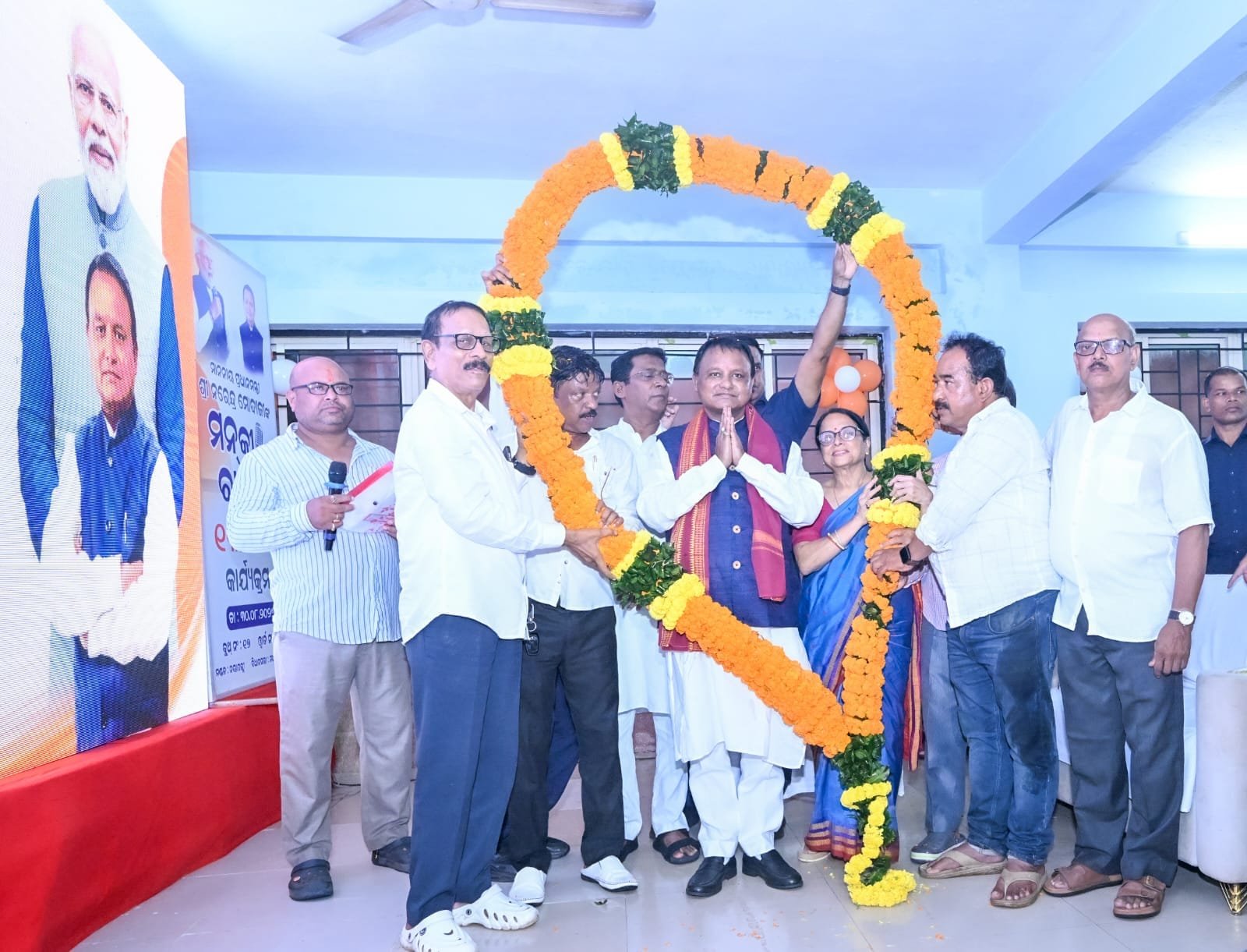 cm mohan majhi ପ୍ରଧାନମନ୍ତ୍ରୀଙ୍କ ‘ମନ୍ କି ବାତ୍’ ରାଷ୍ଟ୍ର ନିର୍ମାଣ ଓ ଯୁବଶକ୍ତି ପାଇଁ ଅସରନ୍ତି ପ୍ରେରଣାର ଉତ୍ସ: ମୁଖ୍ୟମନ୍ତ୍ରୀ