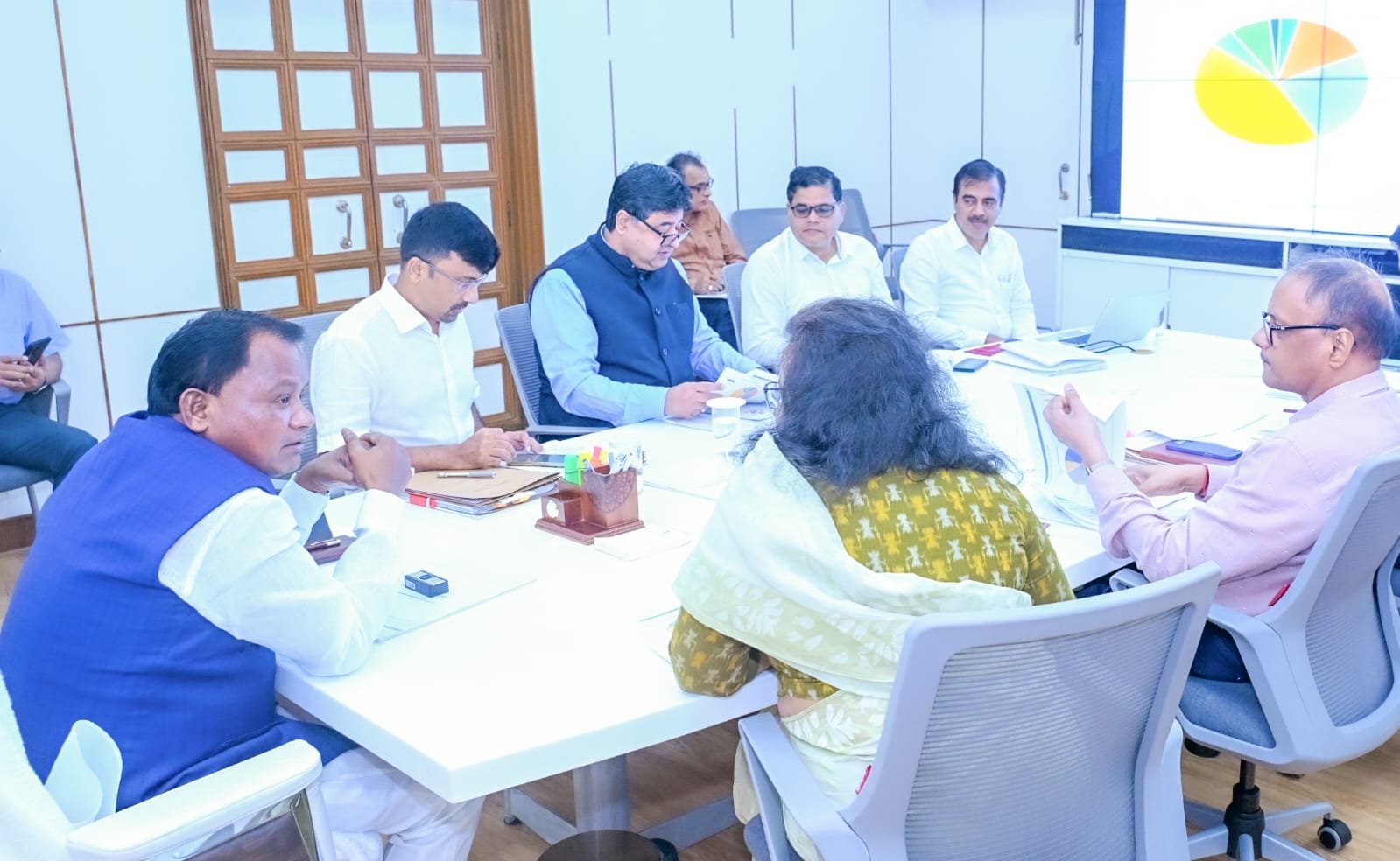 ରାଜସ୍ୱ ଆଦାୟ ବ୍ୟବସ୍ଥାକୁ ଅଧିକ ଦକ୍ଷ  କରିବାକୁ ମୁଖ୍ୟମନ୍ତ୍ରୀଙ୍କ ପରାମର୍ଶ