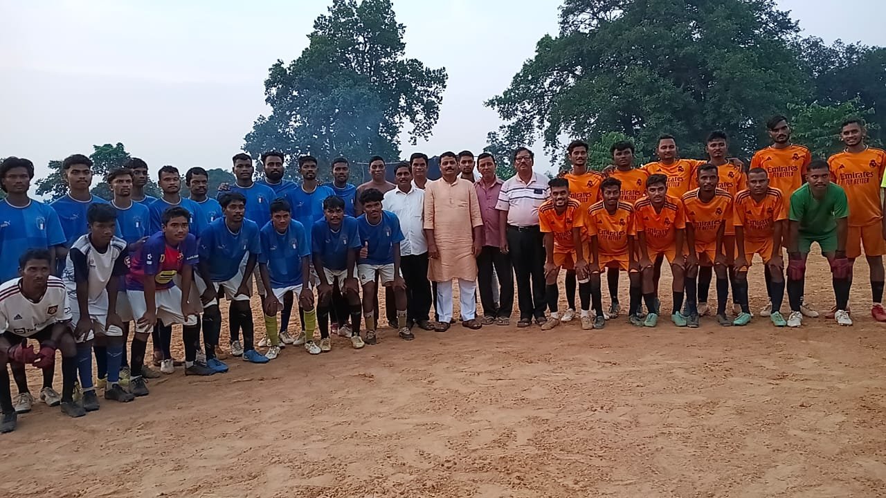କାଦୋପଡା ଫୁଟବଲ ପ୍ରତିଯୋଗିତା: ରେଙ୍ଗାଳବାହାଳ ଚାମ୍ପିଅନ