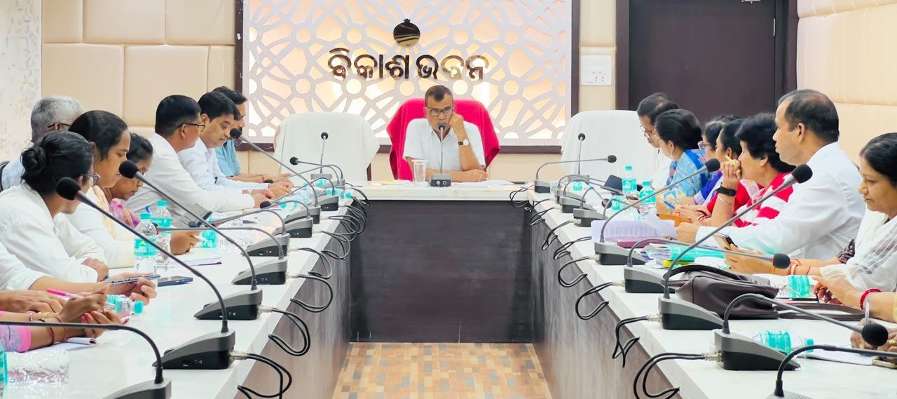 ଶିଶୁ ମାନଙ୍କ ସୁରକ୍ଷା ପାଇଁ ସମସ୍ତ ଆବାସିକ, ହଷ୍ଟେଲ ଓ ଶିଶୁ ଯତ୍ନ ଅନୁଷ୍ଠାନର ଯାଞ୍ଚ ପାଇଁ ଜିଲ୍ଲାପାଳଙ୍କ ନିର୍ଦ୍ଦେଶ