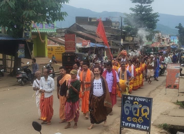 ରାଇକିଆ ପୂଜା କମିଟି ପକ୍ଷରୁ ଦୁର୍ଗାପୂଜା ପାଇଁ ମାଟି ଅନୁକୂଳ