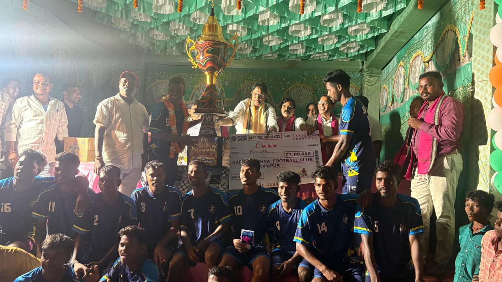 ଗୋପପୁରରେ ଫୁଟବଲ ପ୍ରତିଯୋଗିତା ଉଦଯାପିତ: ସମ୍ବଲପୁର ଜୁନିଅର ଏଫସି ଚାମ୍ପିଅନ
